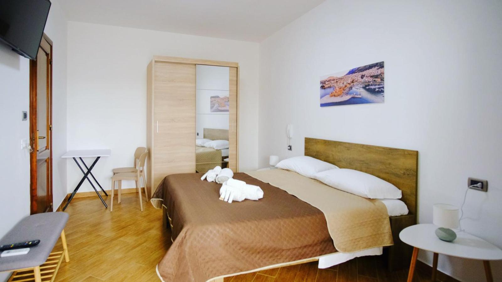 Sofia Rooms Castellammare del Golfo Exteriör bild