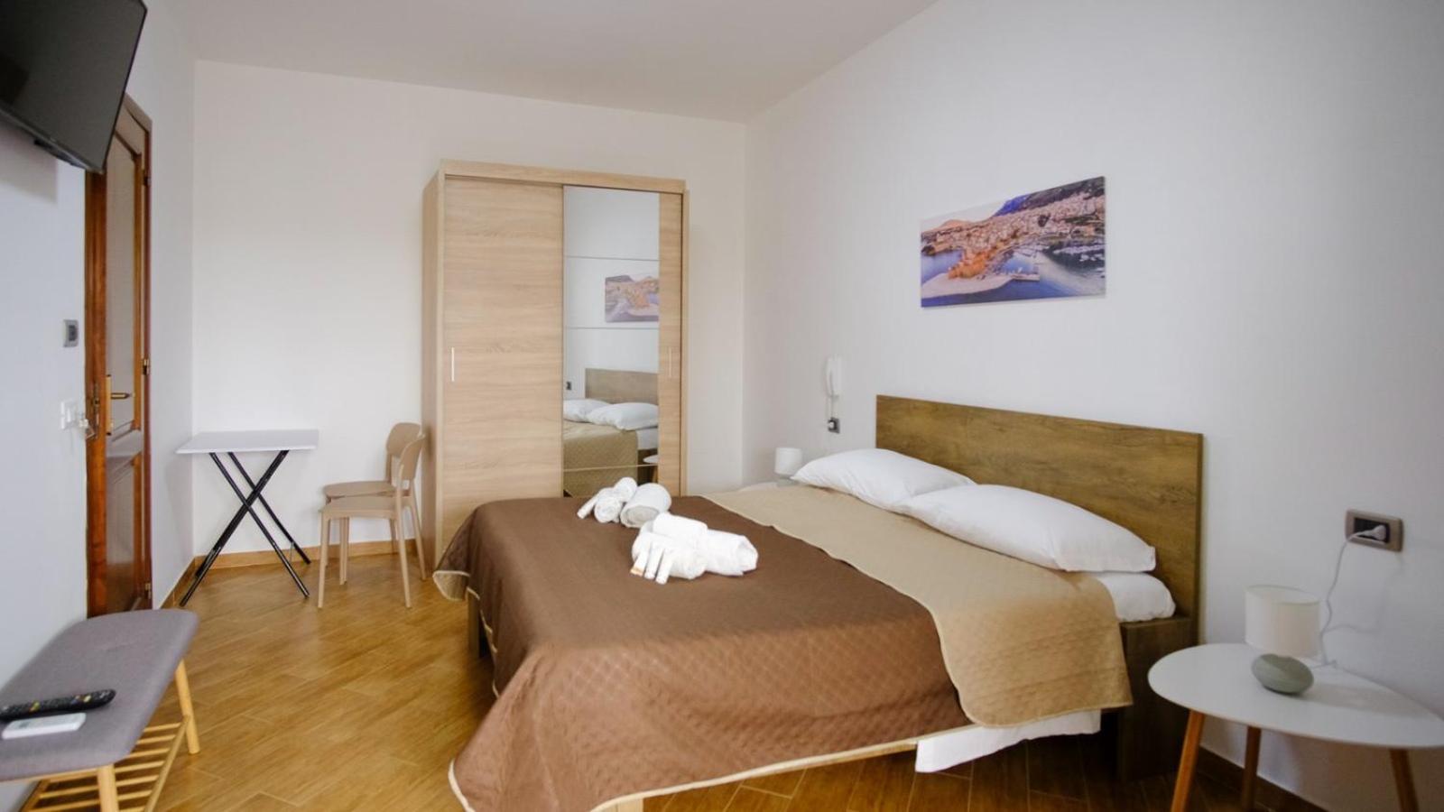 Sofia Rooms Castellammare del Golfo Exteriör bild