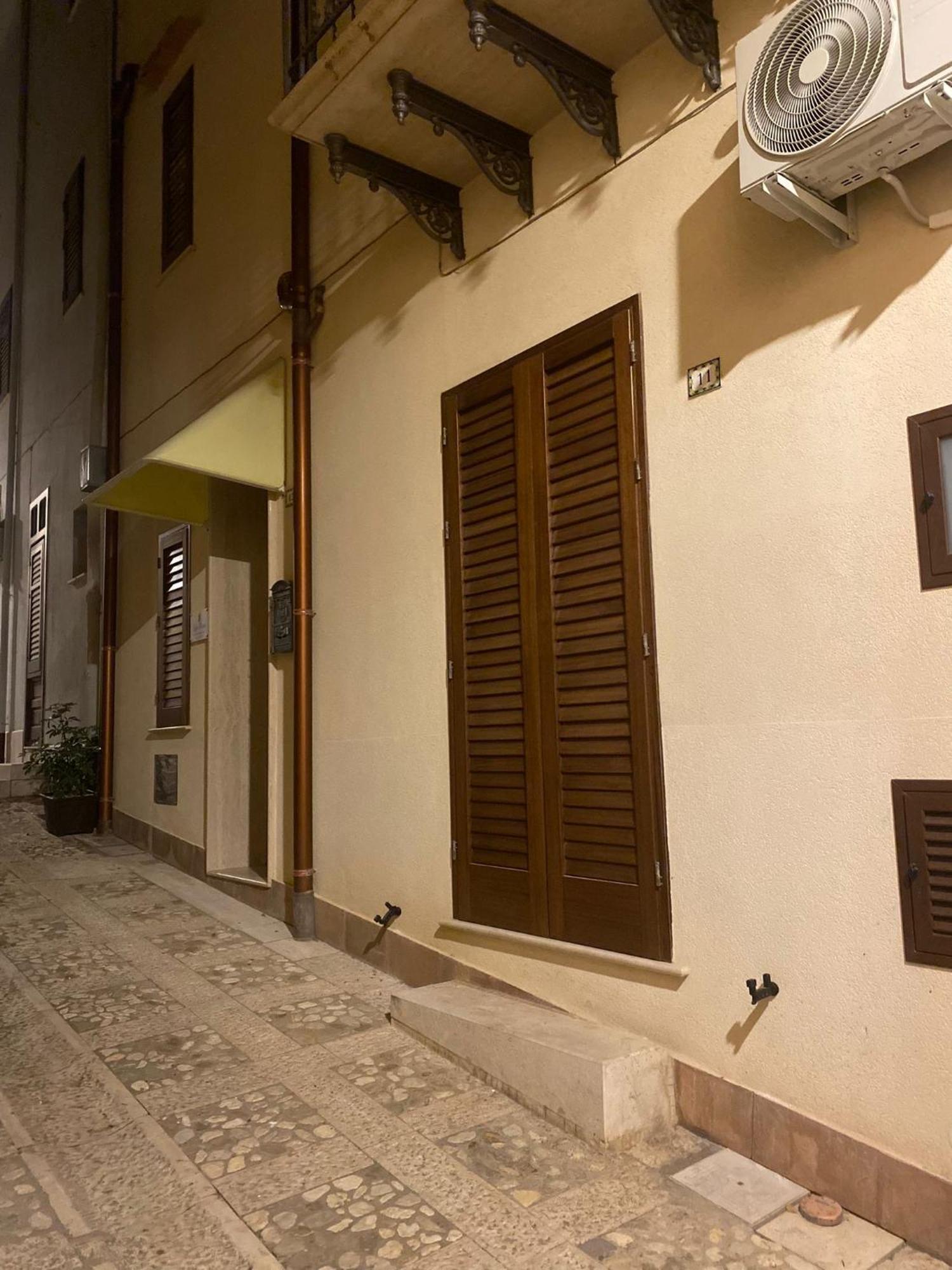 Sofia Rooms Castellammare del Golfo Exteriör bild